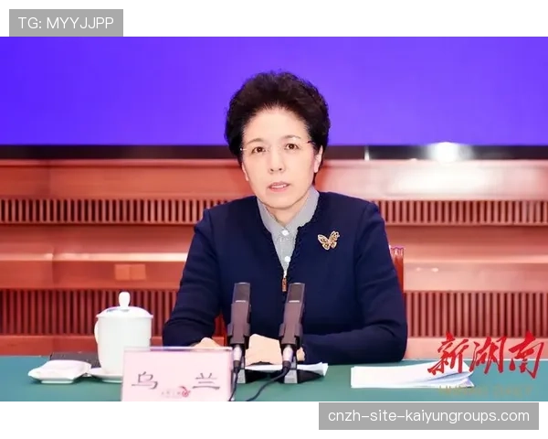 刘伟解析导向引领,破解“人人追逐职位”难题 刘伟解析导向引领,破解“人人追逐职位”难题